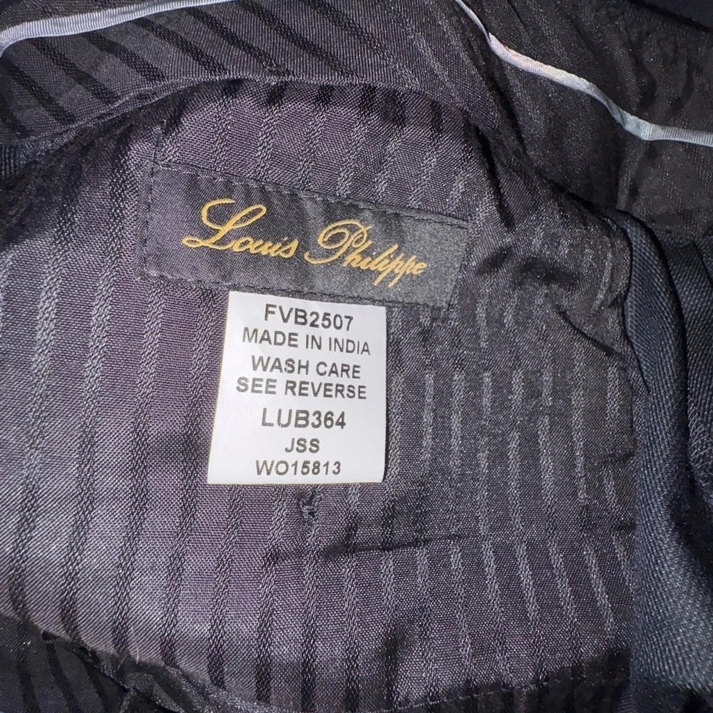Louis Philippe sophisticated black